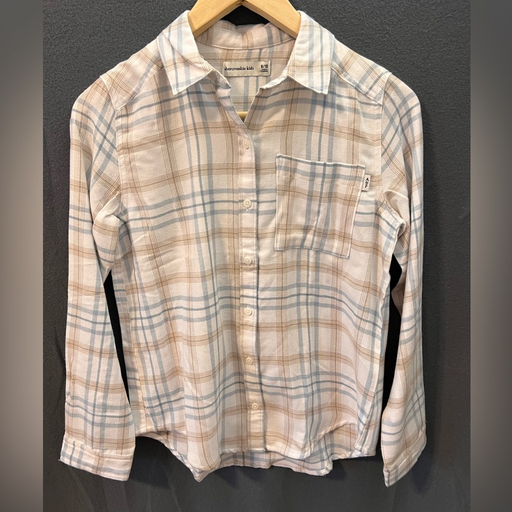 NWT Abercrombie kids girls button up size 9/10